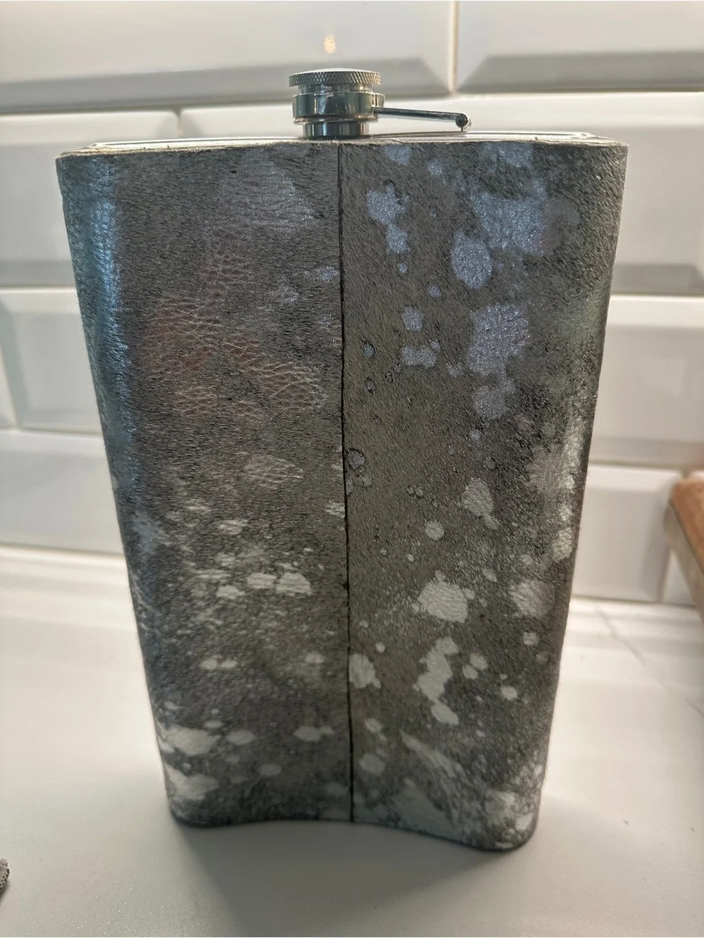 Top Shelf Extra Tall Silver Cowhide Flask – Stainless Steel 64 oz